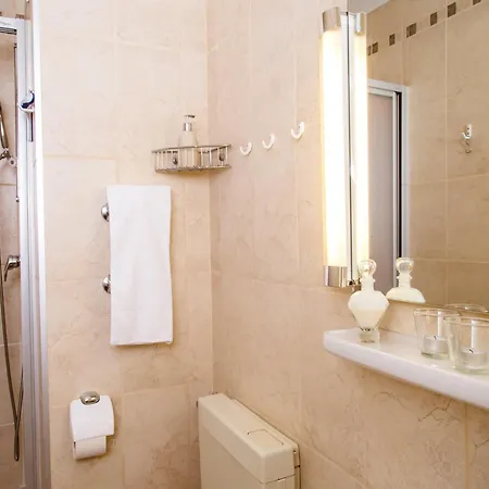 Inviting In With Sauna & Indoor Pool * 프레이분크