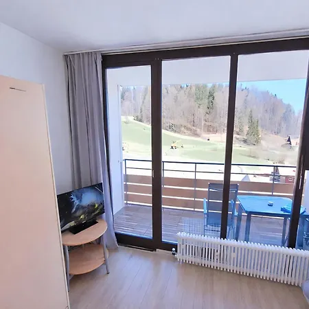 아파트 Inviting In With Sauna & Indoor Pool