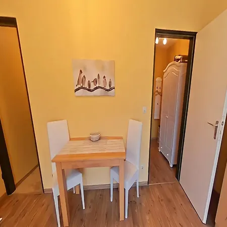 Inviting In With Sauna & Indoor Pool 아파트