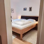 Appartement Inviting In With Sauna & Indoor Pool
