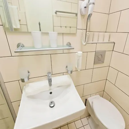 Apartman Inviting In With Sauna & Indoor Pool