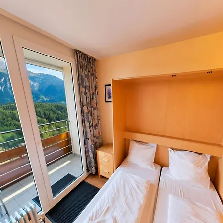 In With Sauna & Swimming Pool Apartman *