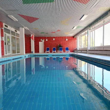 In With Sauna & Swimming Pool Apartment *